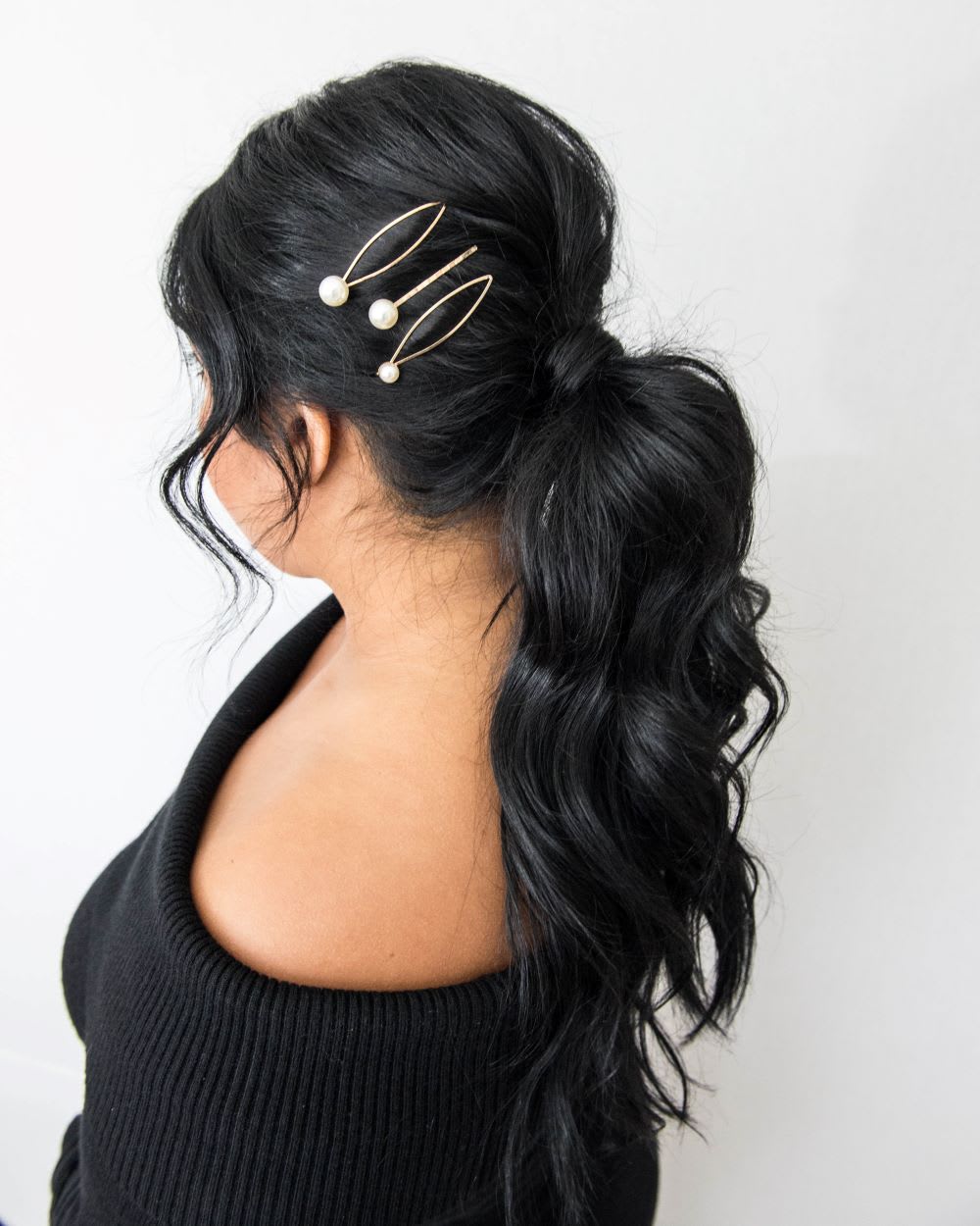 How to Wear Hair Clips: 3 Gorgeous Ideas - Lulus.com Fashion Blog