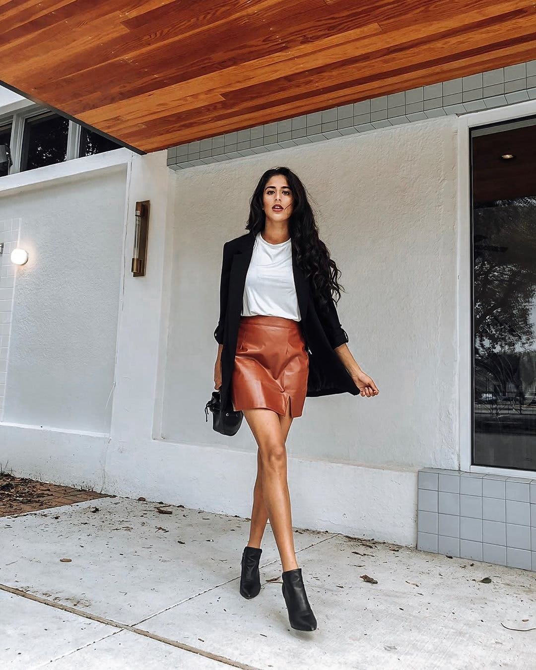 Leather Skirt Outfit Ideas for Fall and Winter 2023 -  Fashion Blog