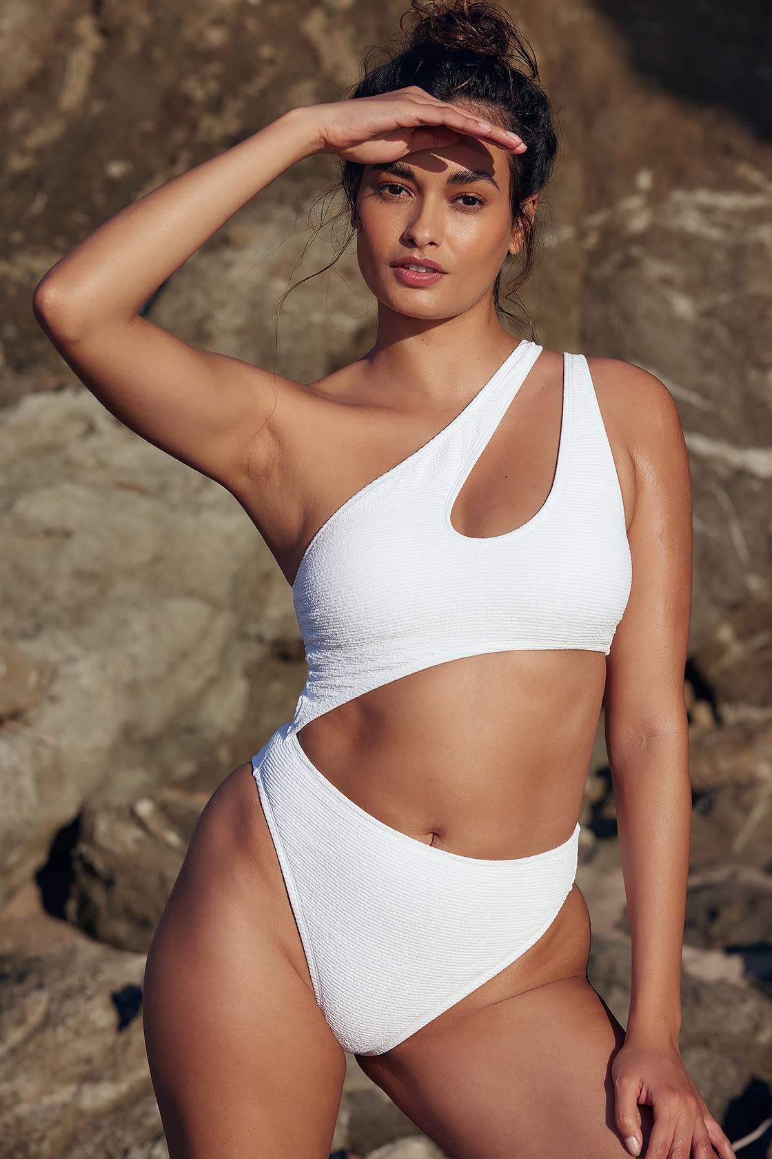 Bridal Swimwear 2023: The Cutest White Swimsuits & More For The Bride -  Lulus.com Fashion Blog