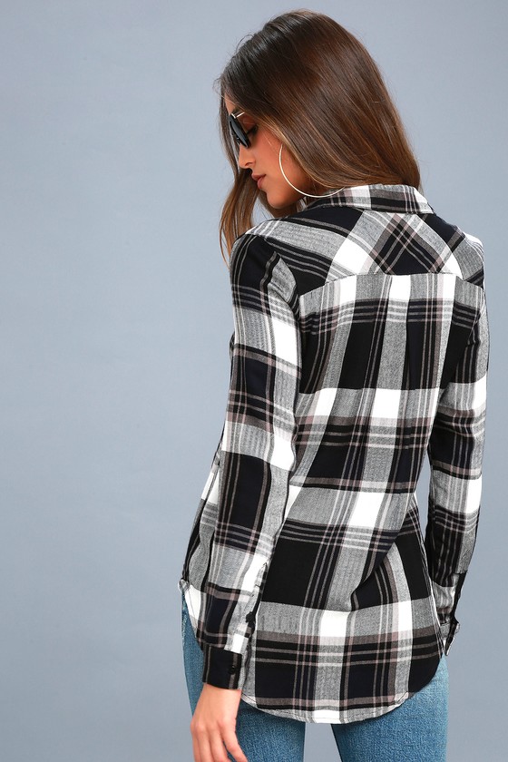 black and white plaid top