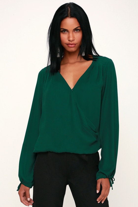 green long sleeve tops