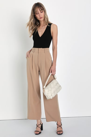 Beige Pants Outfit