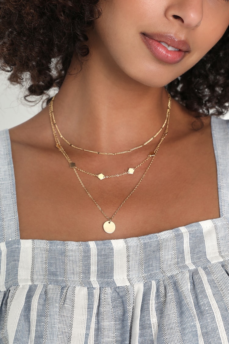 Gold Layered Necklace - Pendant Necklace - Women's Jewelry - Lulus