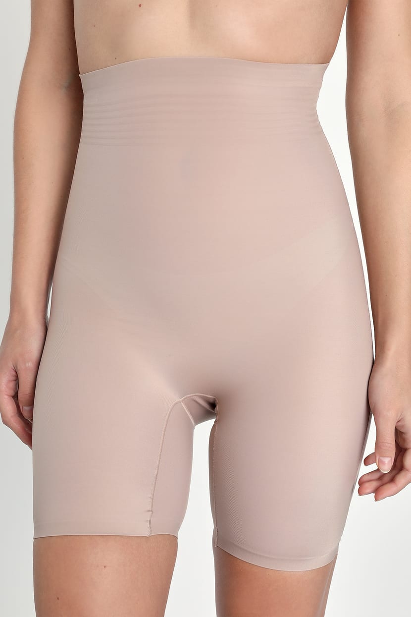 Seamless Compression Hip Enhancing Shapewear Shorts - Nude – Pear