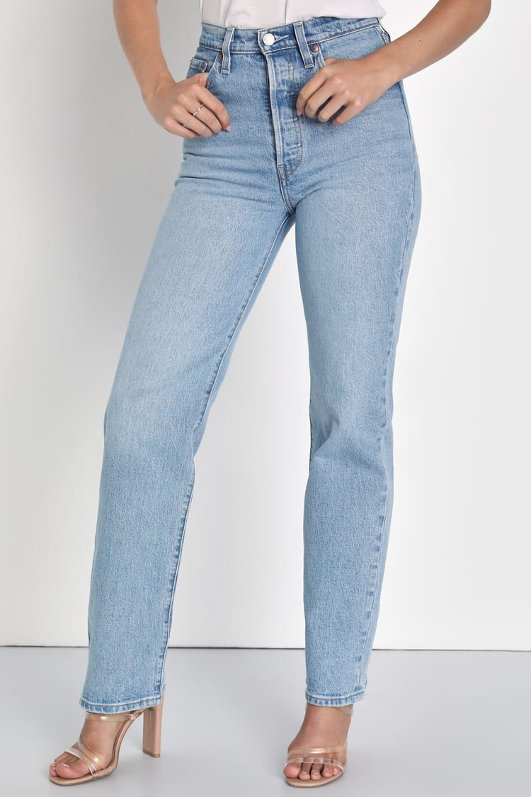 Levi's high waisted straight jeans in light wash blue