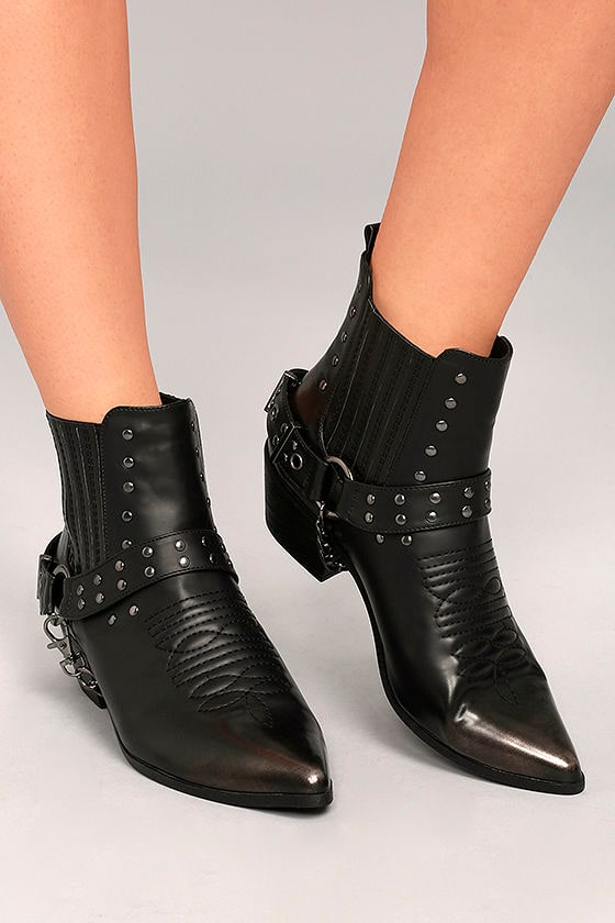 Trendy Black Ankle Boots - Harness 