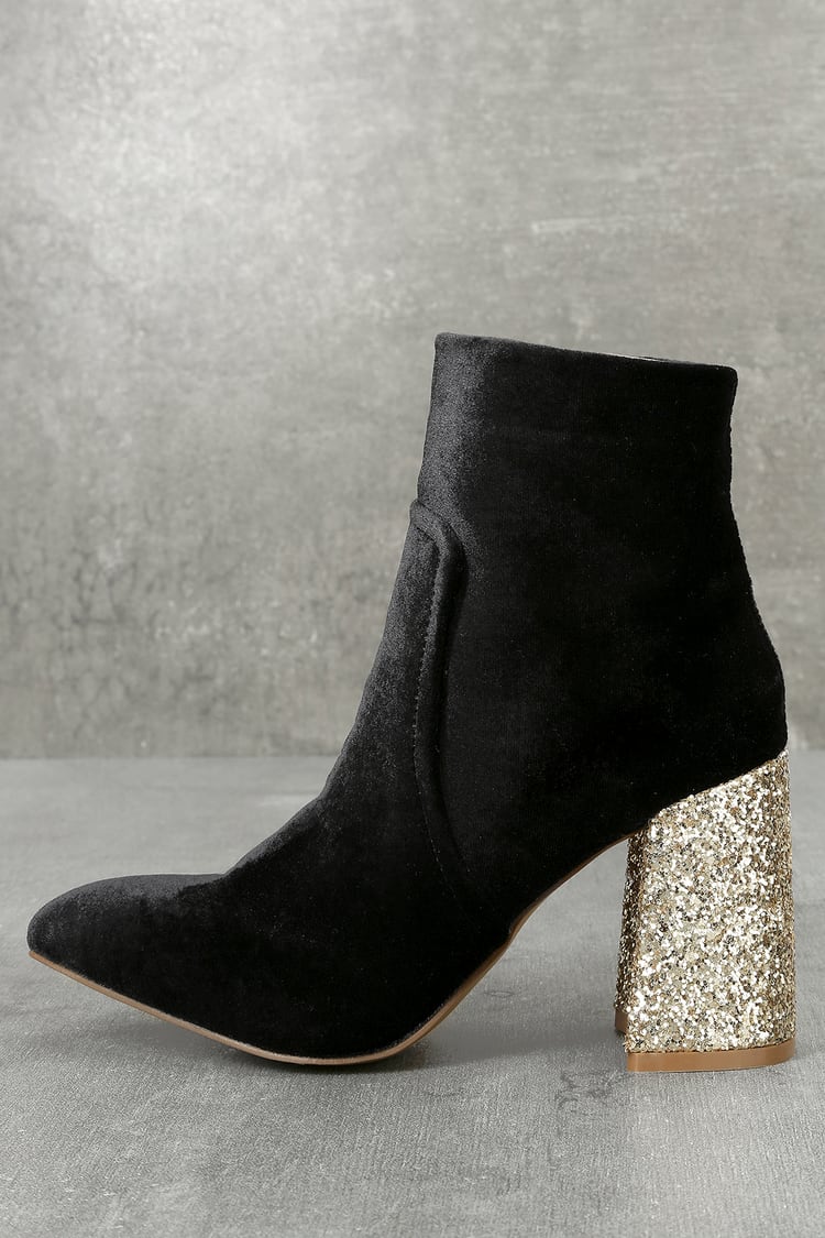 betsey johnson velvet boots