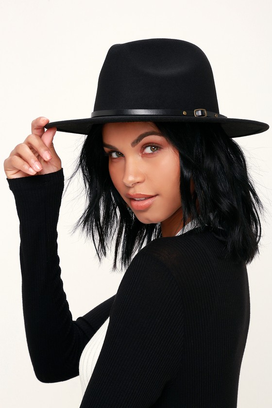 Lulus - Black Hat - Wide-Brim Hat - Burgundy Fedora Hat