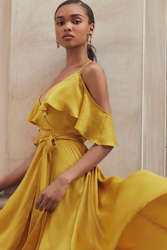 Get the Look - Marigold Yellow Dress Ideas - Hey Wedding Lady