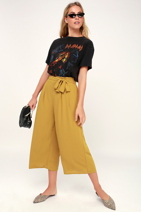 Mustard culottes clearance outfit