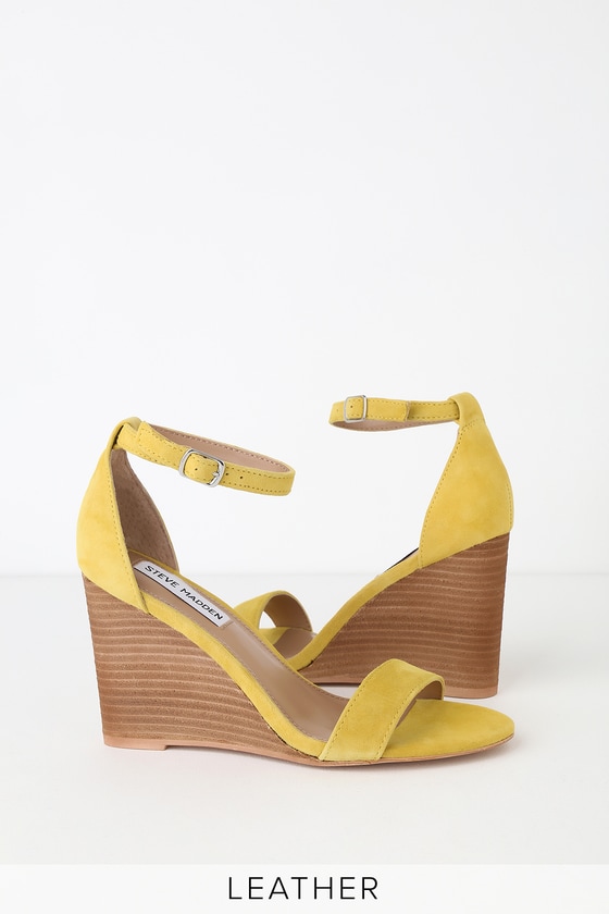 Mary ankle strap wedge steve madden hotsell