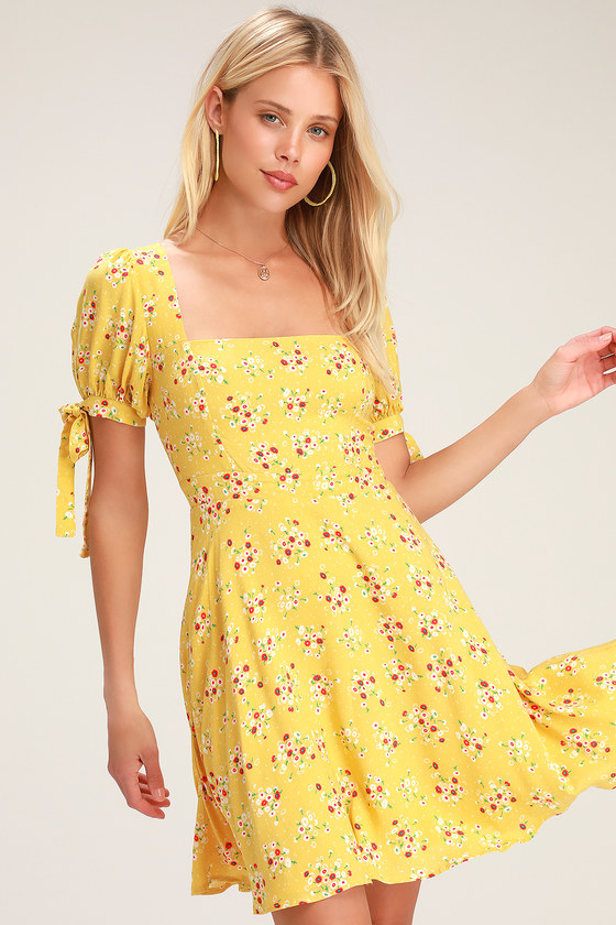 Camellia Curtsies Yellow Floral Print Skater Dress