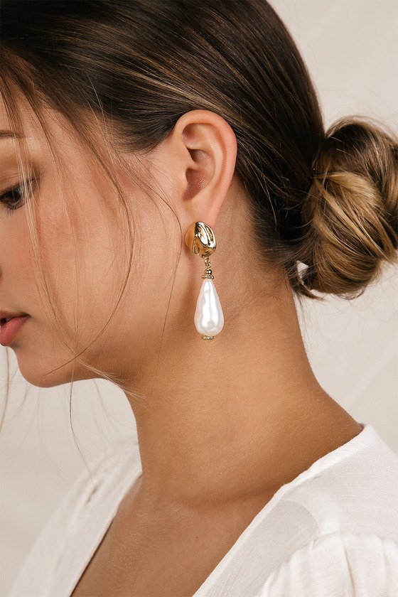 Gold and Pearl Earrings - Pearl Teardrop Earrings - Earrings - Lulus