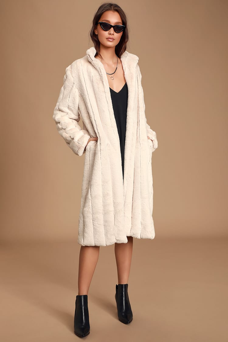 Chic Faux Fur Coat - White Faux Fur Coat - Long Faux Fur Coat - Lulus