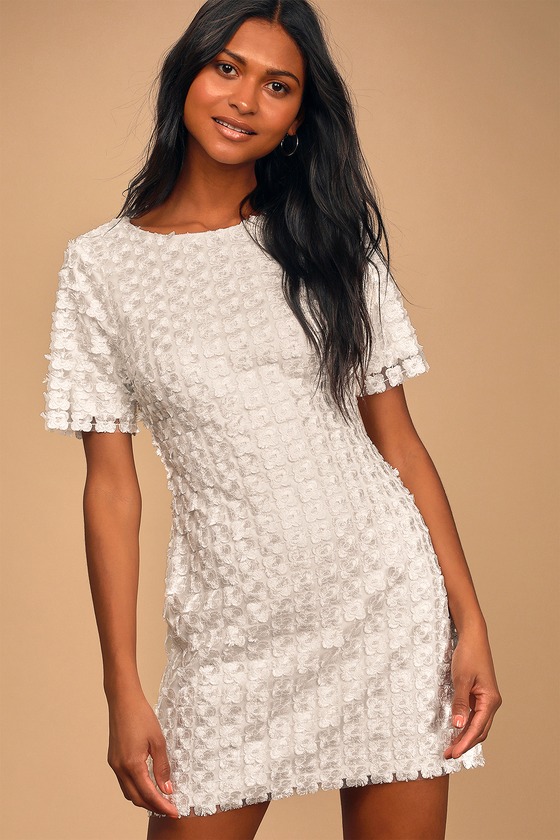 white short sleeve mini dress