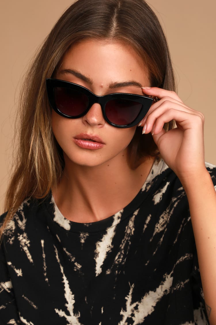 Cute Black Sunglasses - Chunky Cat-Eye Sunglasses - Black Sunnies - Lulus