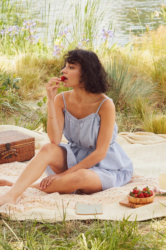 Blue and shop white seersucker dress