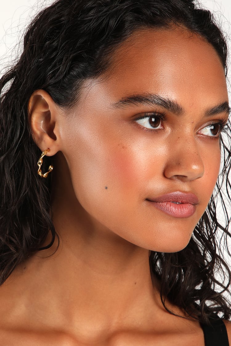 Chic Gold Earrings - Hoop Earrings - Post Back Earrings - Lulus