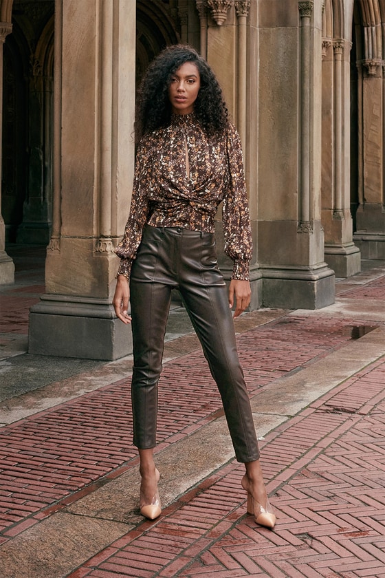 City of Angels Brown Faux Leather Trousers | Leather trousers, Sleek  fashion, High waisted trousers
