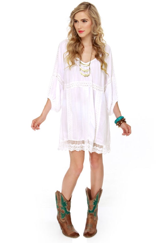 white lace dress with cowboy boots